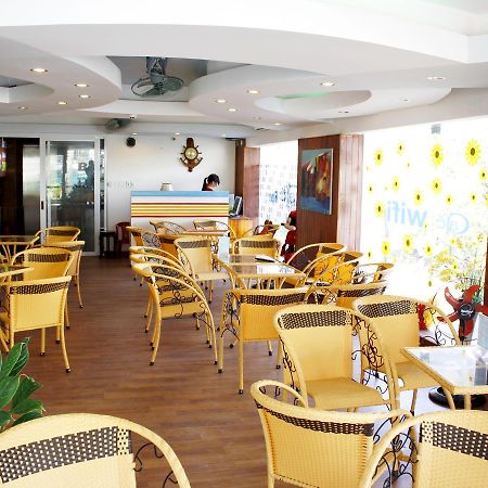 Camry Hotel Da Nang Exteriör bild